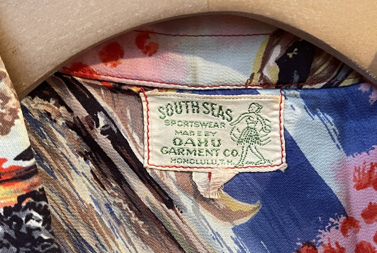 1950s ビンテージ アロハシャツSouth Seas Oahu Garment Co, Kamehameha　TIKI Kahili 柄　M_画像3