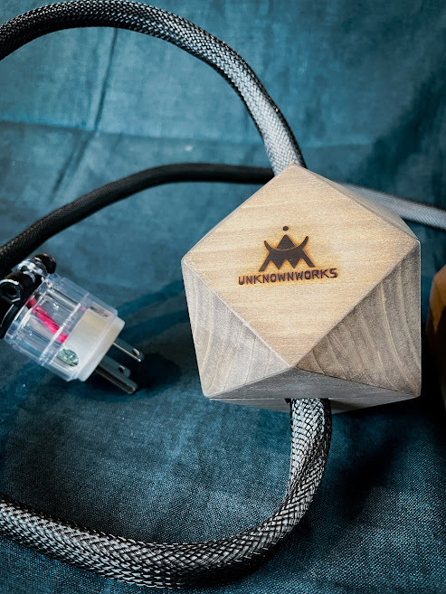高音質】オーディオ用電源タップ Power Strip for Hi-Fi Audio 高音質】オーディオ用電源タップ Power Strip for Hi-Fi Audio