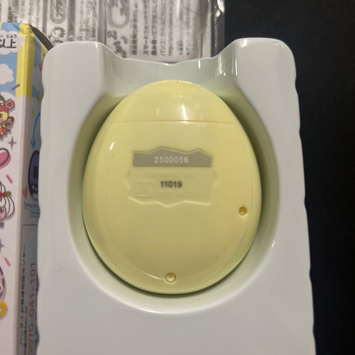 たまごっち たまごっちみーつ スイーツみーつver イエロー tamagotchi