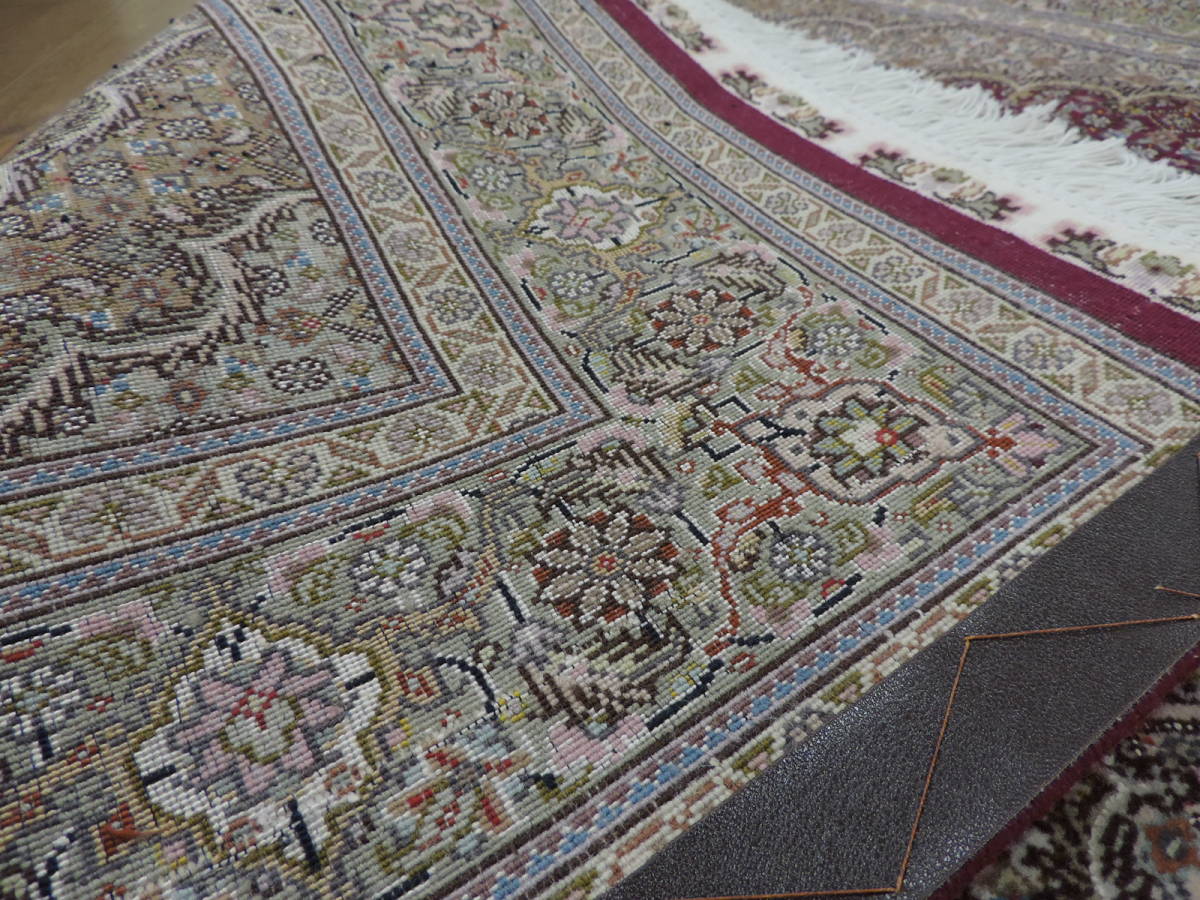 ペルシャ絨毯 カーペット ラグ ウール&シルク 手織り 高級 ペルシャ絨毯の本場 イラン タブリーズ産 マヒーデザイン 168cm×104cm 本物保証_画像5