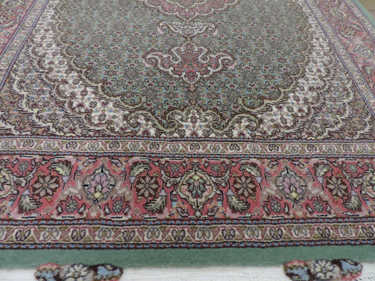 ペルシャ絨毯 カーペット ラグ ウール&シルク 手織り ペルシャ絨毯の本場 イラン タブリーズ産 マヒーデザイン 玄関マット 155×103cm_画像4