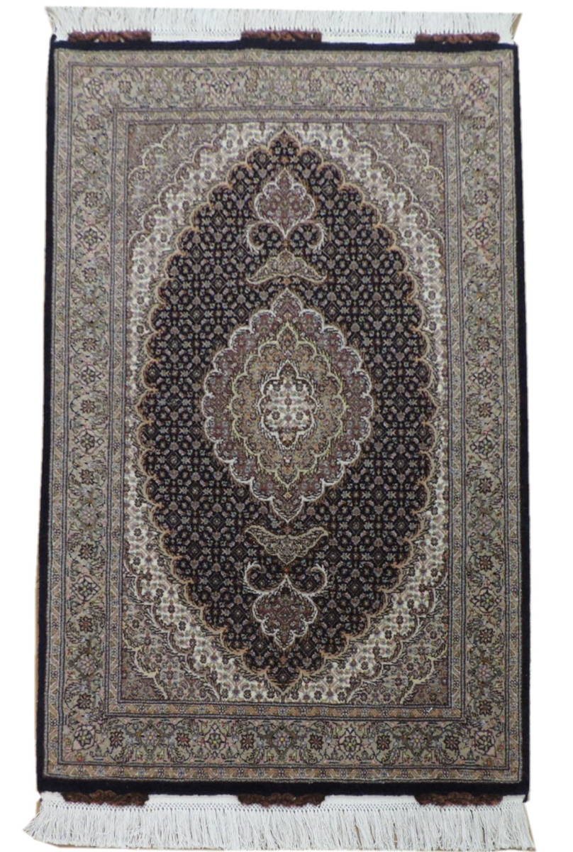 ペルシャ絨毯 カーペット ラグ ウール&シルク 手織り 高級 ペルシャ絨毯の本場 イラン タブリーズ産 マヒーデザイン 玄関マット 127×80cm