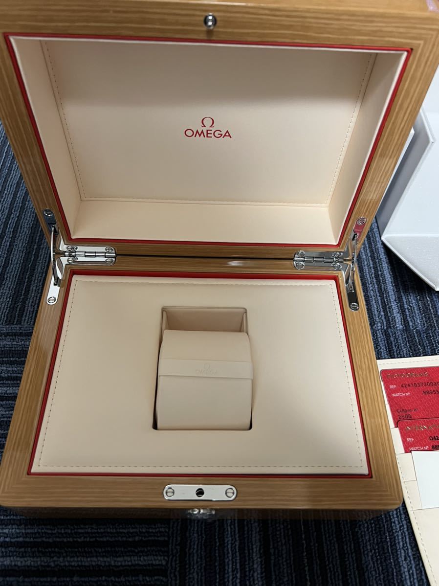 卸直営店(お得な特別割引価格) オメガ OMEGA ボックス BOX 箱 豪華