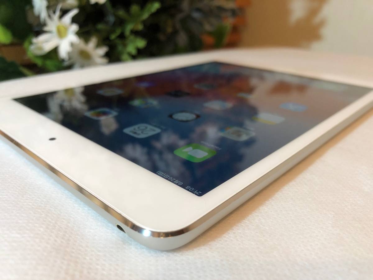 美品】【送料無料】iPad mini2 Wi-Fiモデル 32GB 充電ケーブル付き