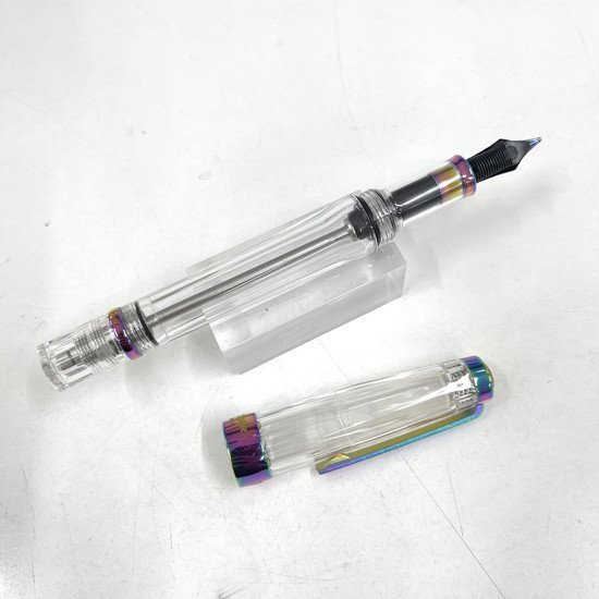 ▽0.01 TWSBI / ツイスビー 万年筆 ＜ バキューム 700R アイリス