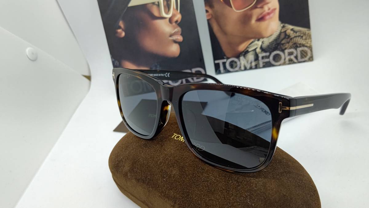 TOMFORD トムフォードサングラス TF897-K 45F