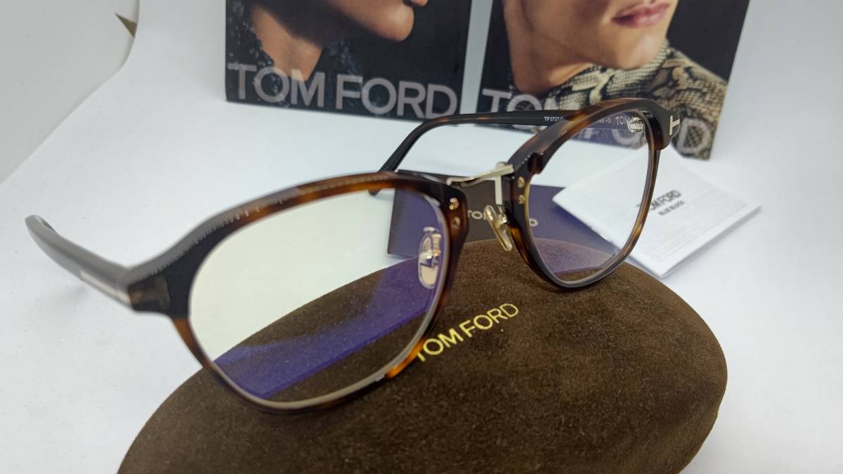 TOMFORD メガネ、サングラス　商品名: TF5727-D-B 052