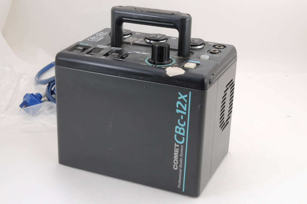 [キイ30]動作保証あり COMET コメット CBc-12X ジェネレーター 小型ストロボ電源 フラッシュ_画像1