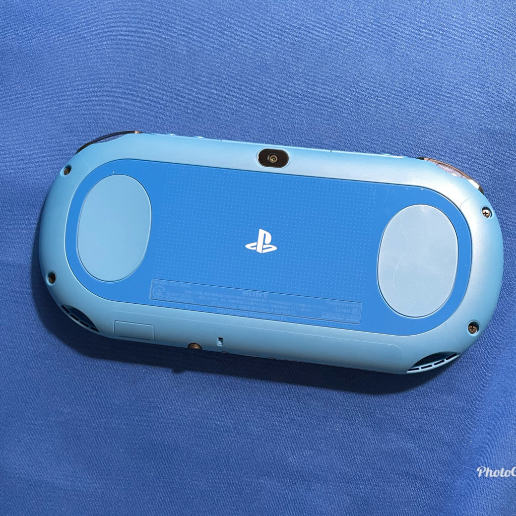 【即決 送料無料 匿名配送】SONY ソニー PSVITA ヴィータ PCH-2000 本体のみ 