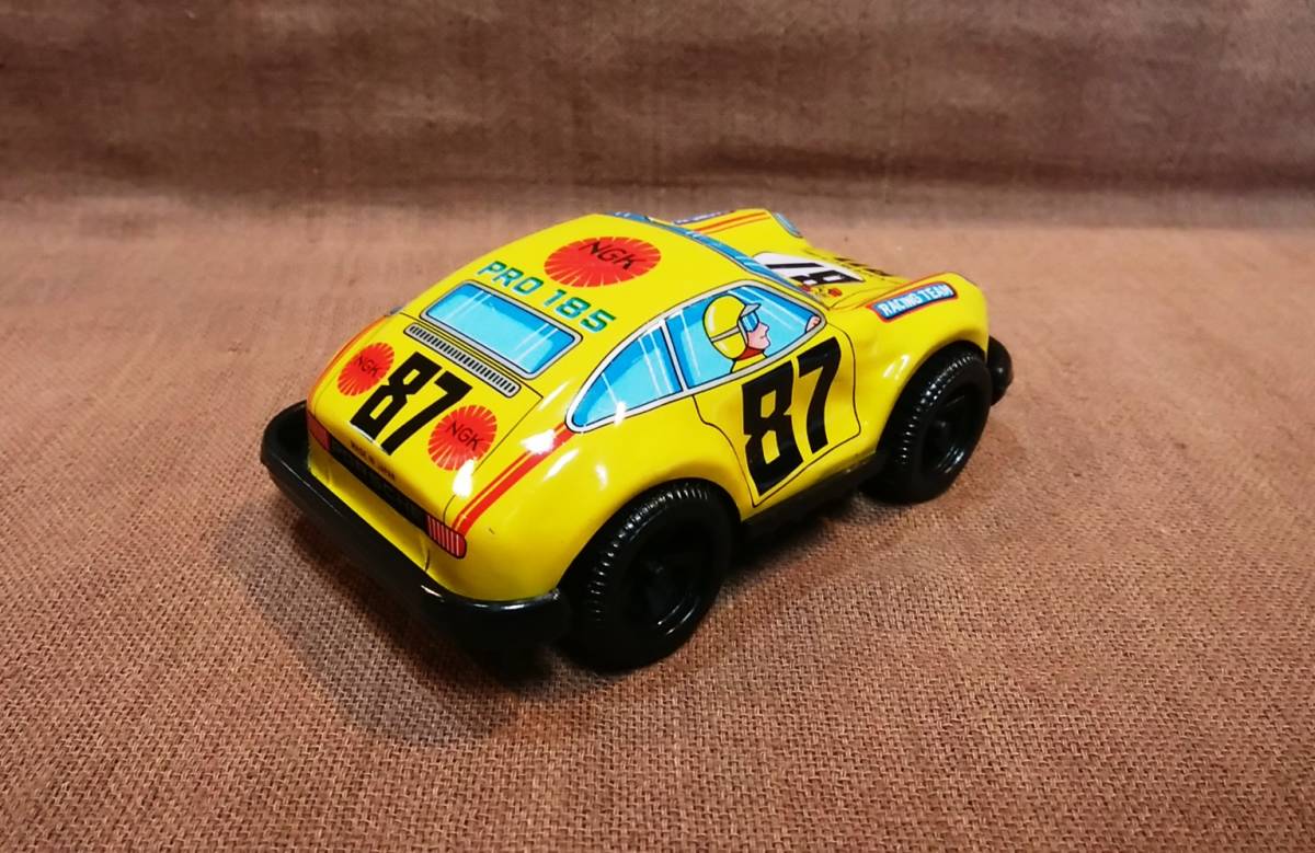 Yahoo!オークション - レトロ 日本製 ブリキ ミニカー PORSCHE Yahoo!オークション - レトロ 日本製 ブリキ ミニカー PORSCHE