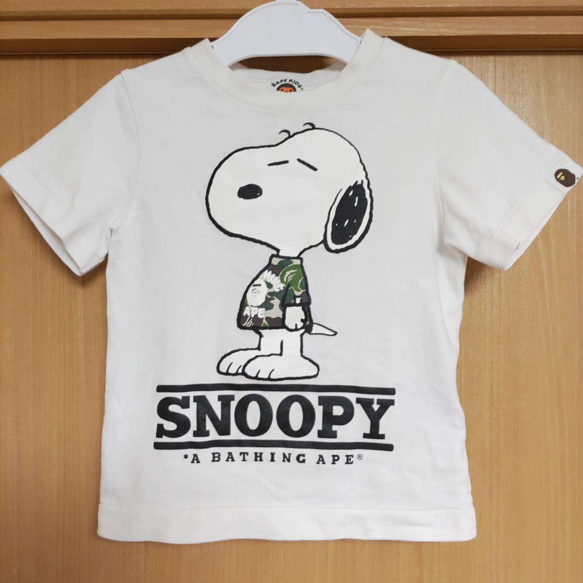  редкий сотрудничество золотой бирка сделано в Японии * Snoopy короткий рукав футболка 100cm Bape BAPE KIDS белый белый камуфляж 90 Ape A BATHING APE Bay sing Ape SNOOPY Kids 95