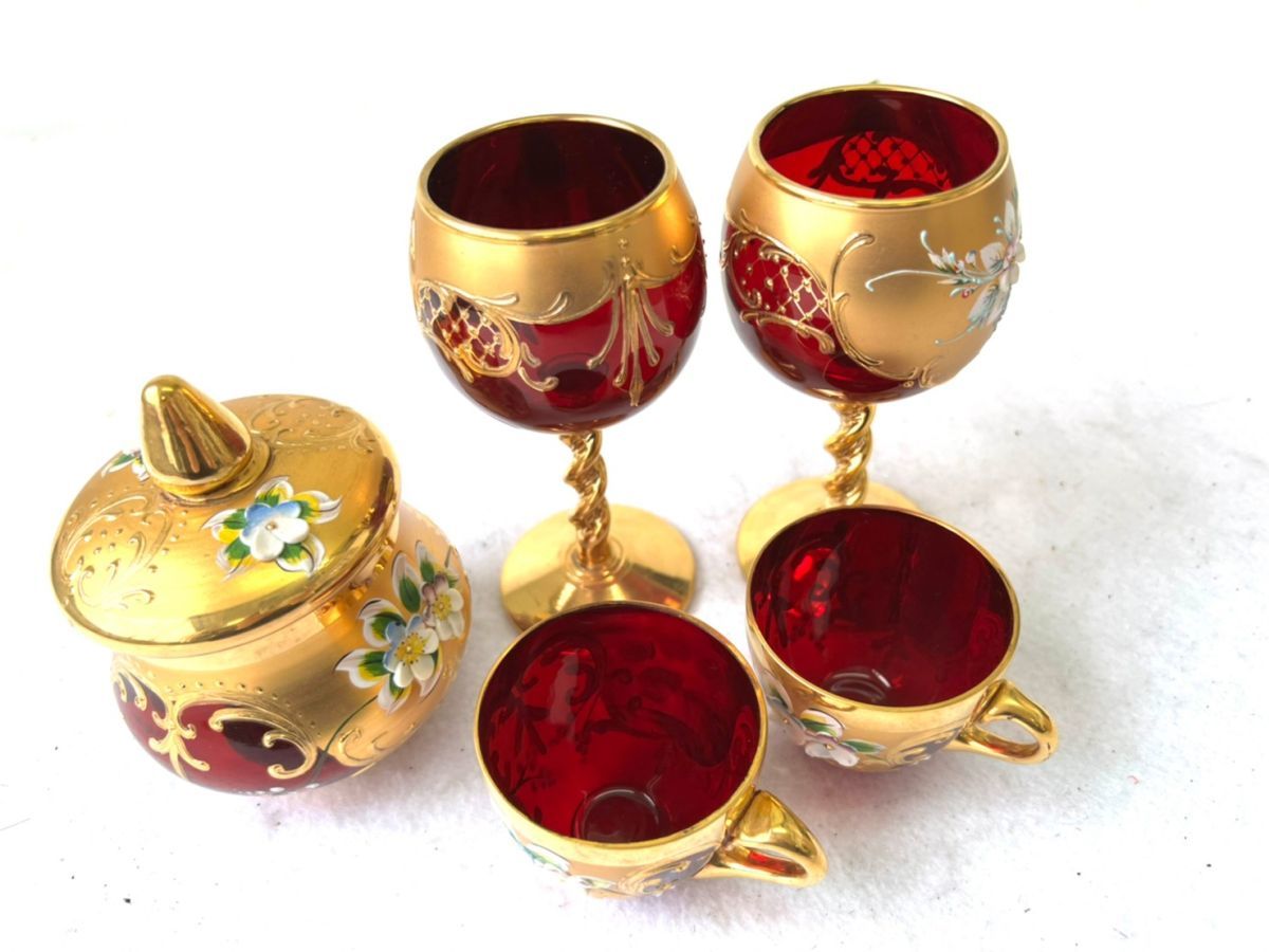 高い素材 ベネチアングラス 赤に金彩デコレーション コップ/ グラス 五 