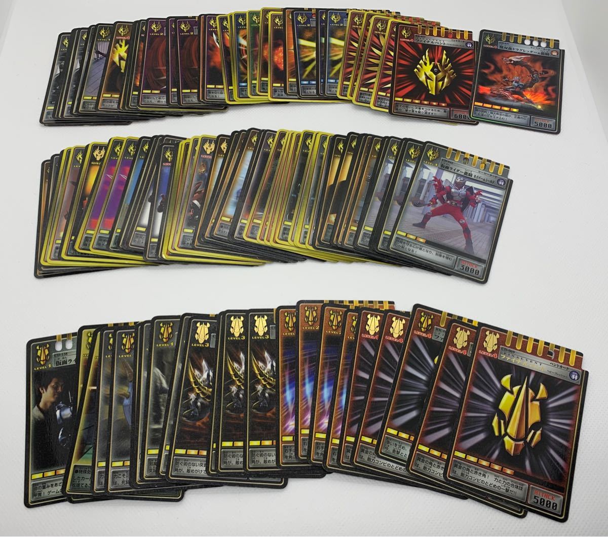 仮面ライダー龍騎 アドベントカード等大量まとめ売り 年代物 仮面ライダー龍騎 アドベントカード等大量まとめ売り 年代物