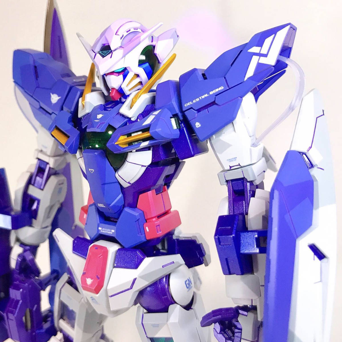 機動戦士ガンダム00 MG 1/100 ガンダムエクシア 全塗装完成品