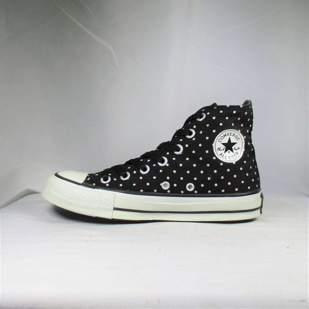 人気★CONVERSE★23.0cm ハイカットスニーカー コンバース オールスター レディース BKP HI ドット 黒 ブラック 7ホールシューズ S332_画像2