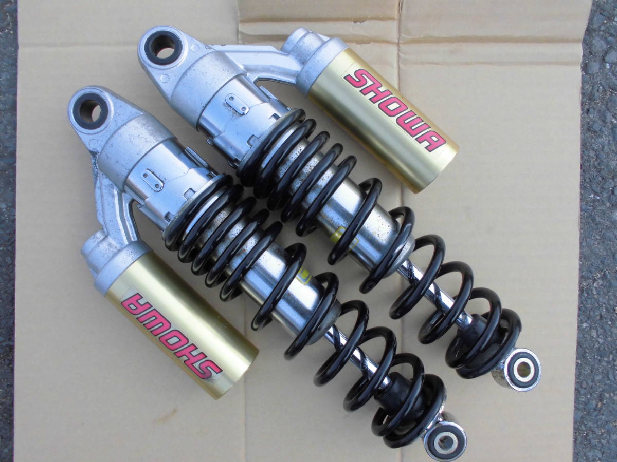 CB400 純正 リアサス リアサスペンション SHOWA製 iece.ie