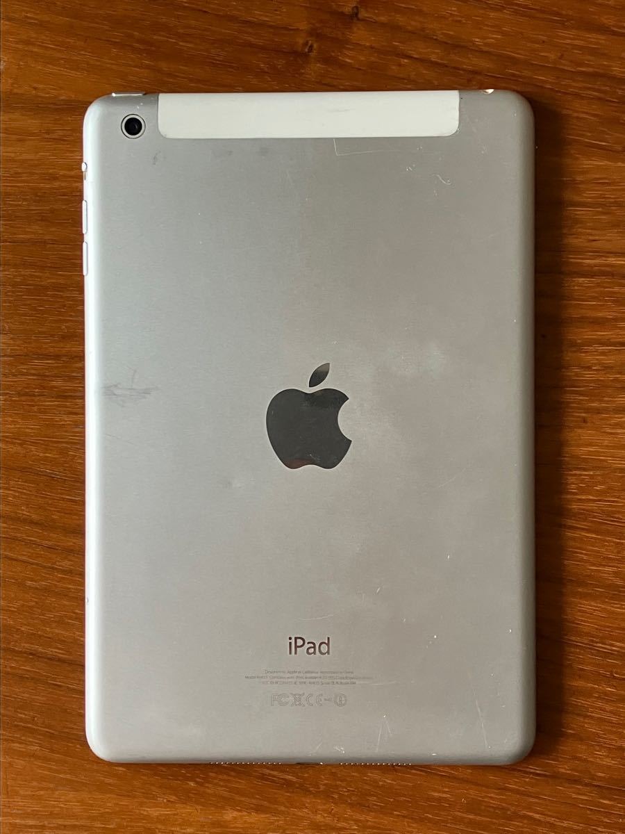 iPad mini 第1世代 Wi-Fi+Cellularモデル 16GB ホワイト MD543J/A