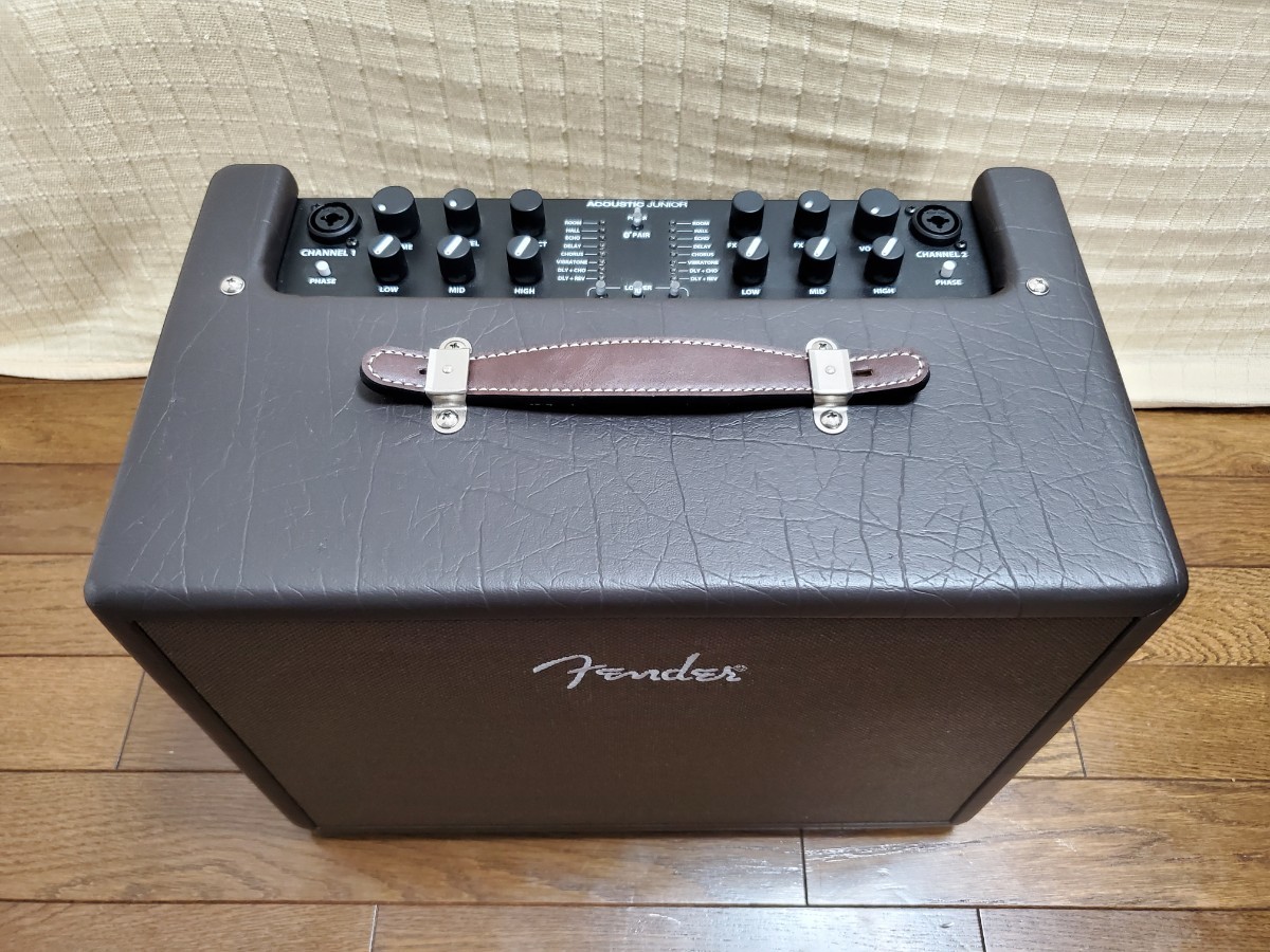 美品 フェンダー ギターアンプ 【Fender Acoustic Junior