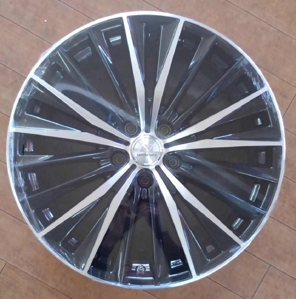 GINGER掲載商品】 VERTEC VR5 VOGUE ブラックポリッシュ 19×8.0J 114.3