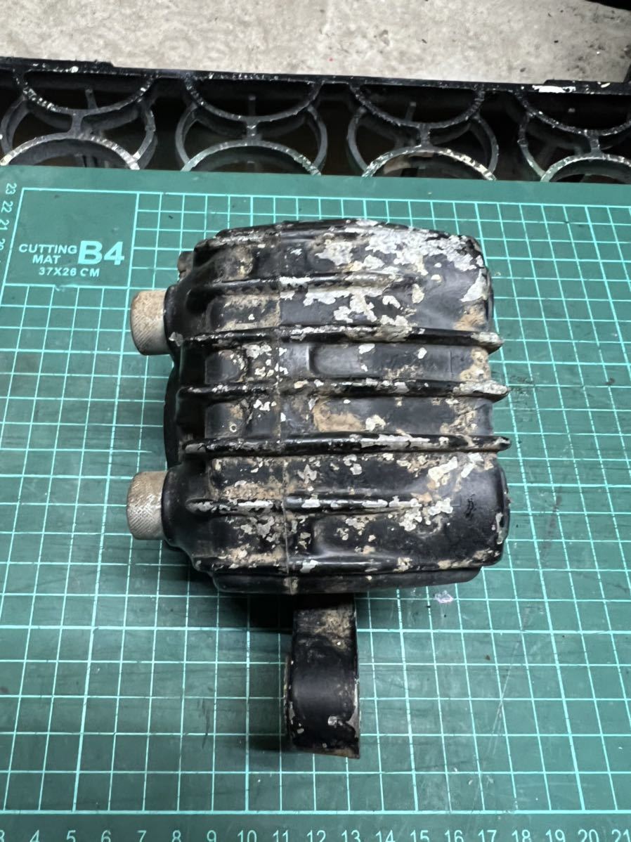 750ss 500ss 純正左キャリパー ゲンコツ Z1 Z2 kz1000 h2 h1 750ss 500ss 純正左キャリパー ゲンコツ Z1 Z2 kz1000 h2 h1