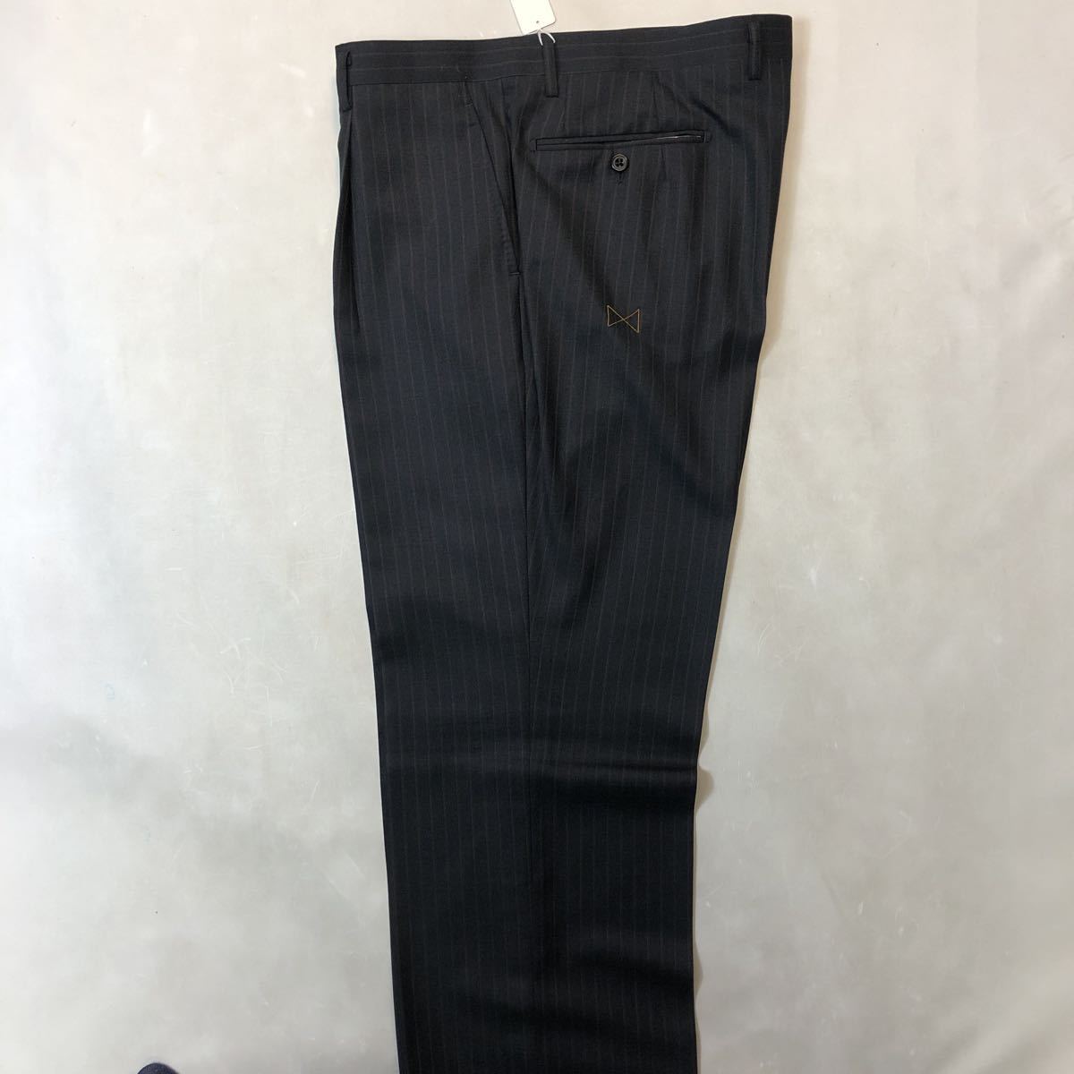 破格【Ermenegildo Zegna★BB6】エルメネジルド・ゼニア新品シングルスーツ 2B本台場仕立て 総裏サイドベント ウエスト96cm/1タック_画像8