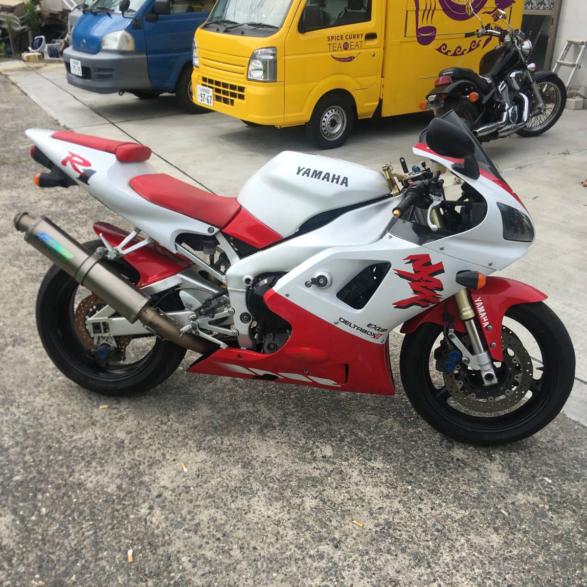 超希少最初期のYZF-R１　RN011　　検）CBR1000RRGSX-RZX-10RサンダーエースS1000RR _画像2