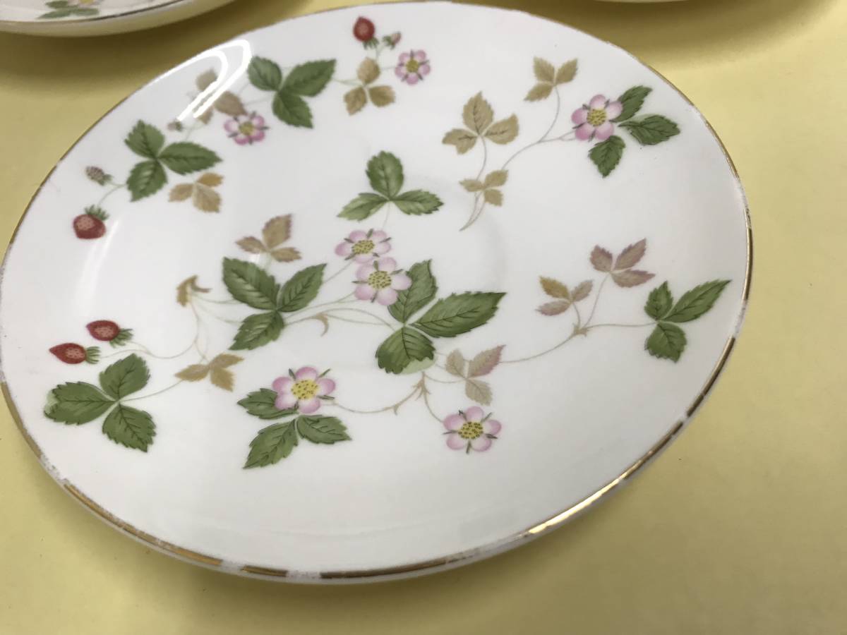 WEDGWOOD　BoneChina　WILD STRAWBERRY　ワイルドストロベリー　ウエッジウッド　カップ＆ソーサー　5客　中古品_画像7