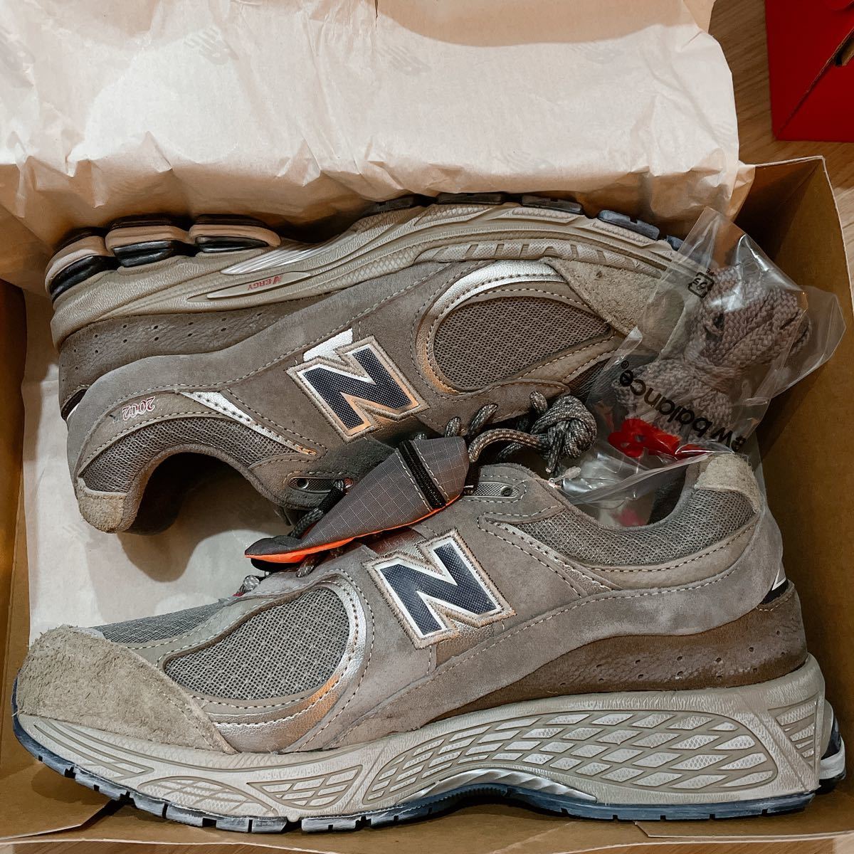 新品 未使用品 new balance M2002 RVA 28.0cm US 10 UK 9.5 ニューバランス グレ RA 国内正規店 購入_画像1