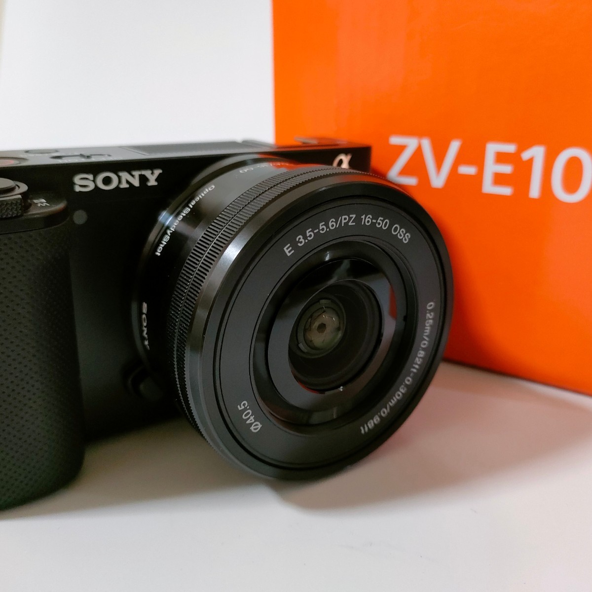 【極美品】SONY VLOGCAM ZV-E10L パワーズームレンズキット ブラック デジタルカメラ デジカメ