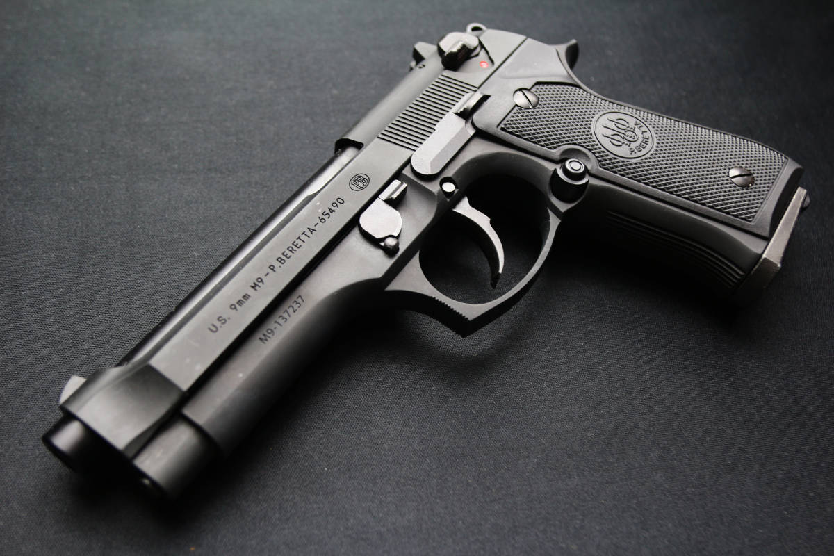 期間限定SALE!☆送料無料☆東京マルイ BERETTA ベレッタ M92 ガス