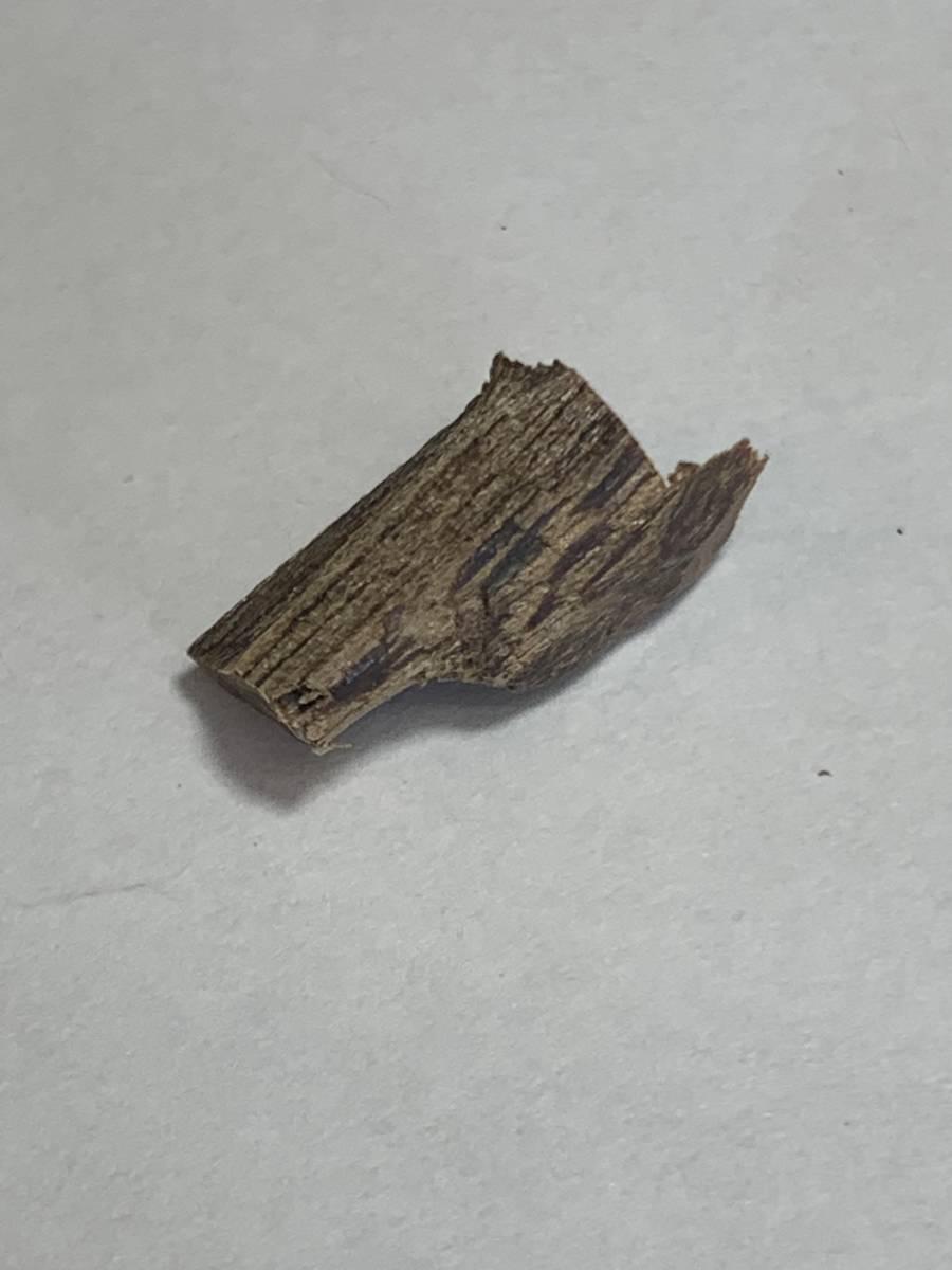 ヤフオク! - 水戸徳川家木 「野路」 香木 六国五味 0.33g *香道...