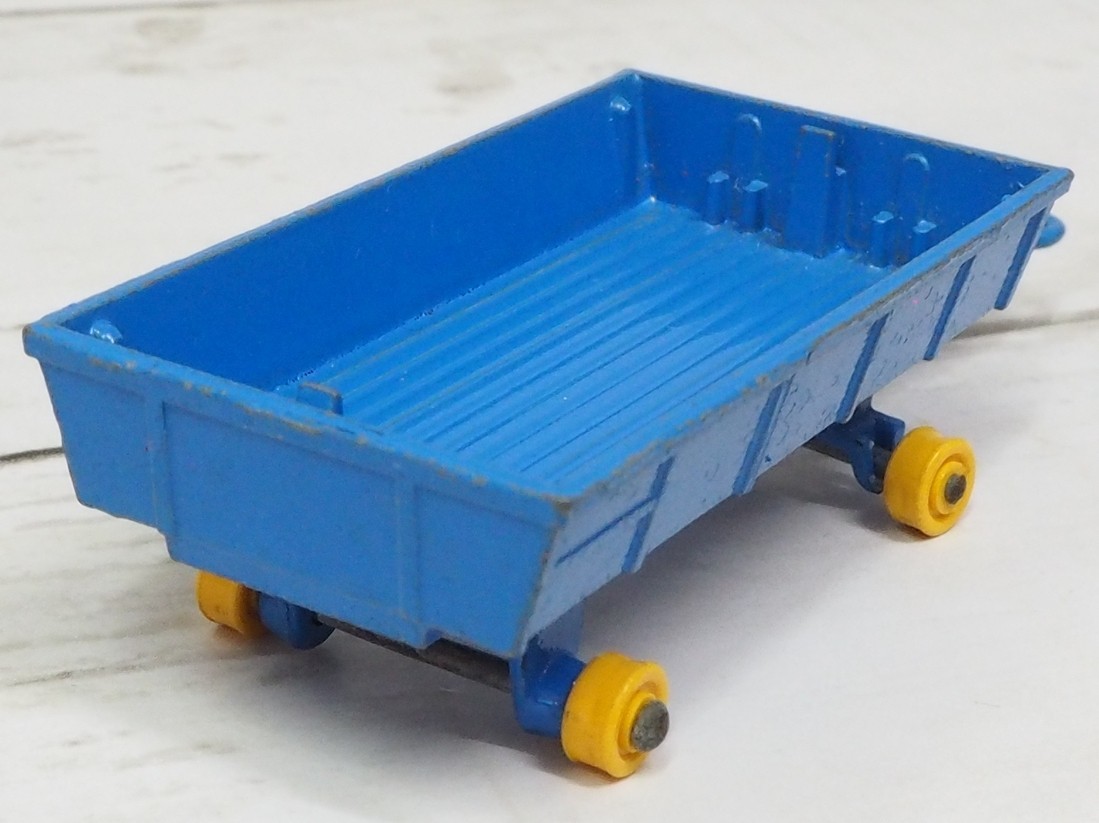 MATCHBOX SERIES #40【HAY TRAILER牽引用トレーラー青ブルー】イギリス製ミニカー■レトロLESNEYマッチボックス【中古】送料込_画像2