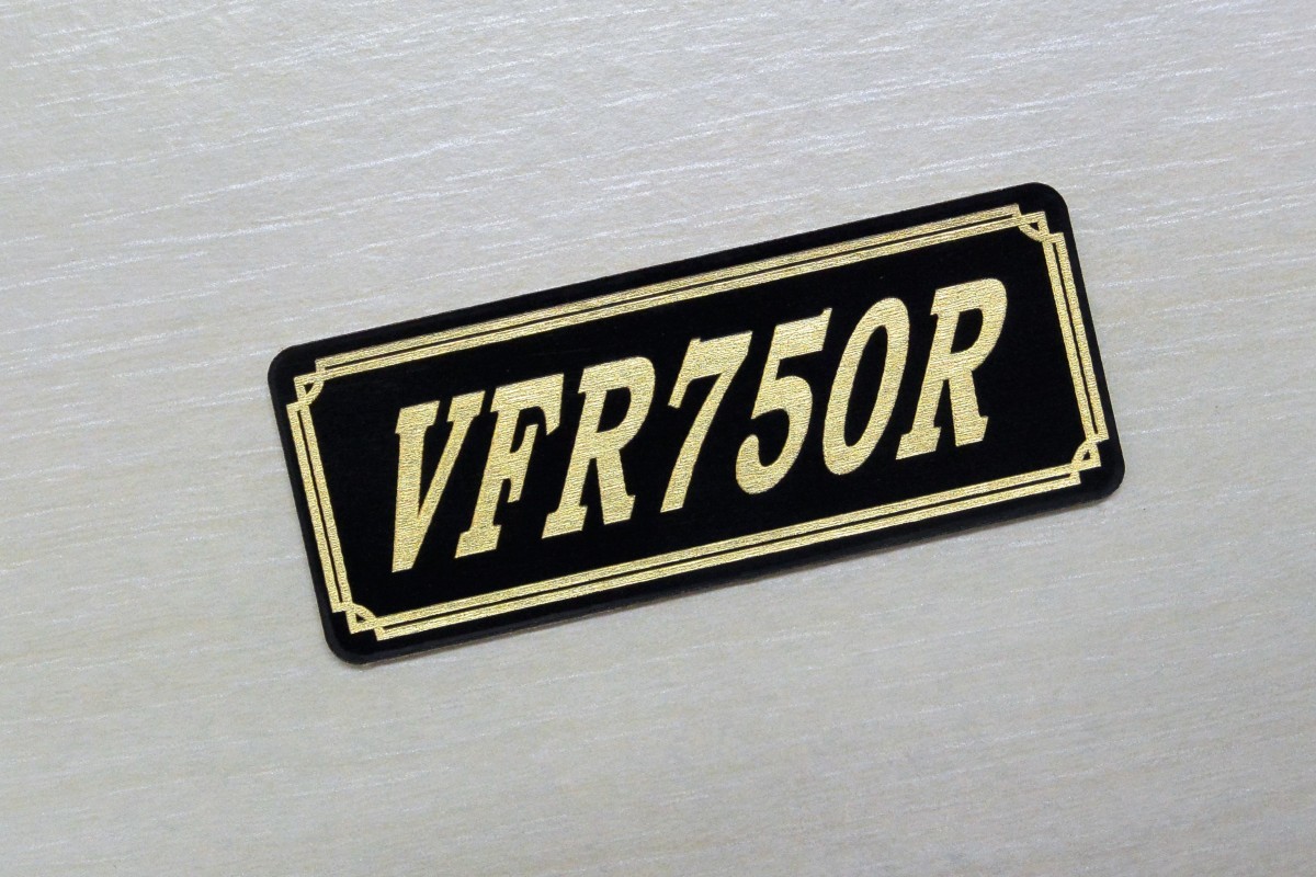 E-320-3 VFR750R 黒/金 オリジナル ステッカー ホンダ スクリーン フェンダー サイドカバー カウル カスタム 外装 タンク 等に_画像2