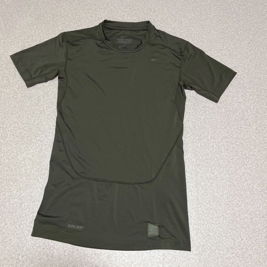 沖縄米軍放出品　NIKE PRO COMBAT タクティカルTシャツ MEDIUM OD ナイキプロ コンバット_画像1