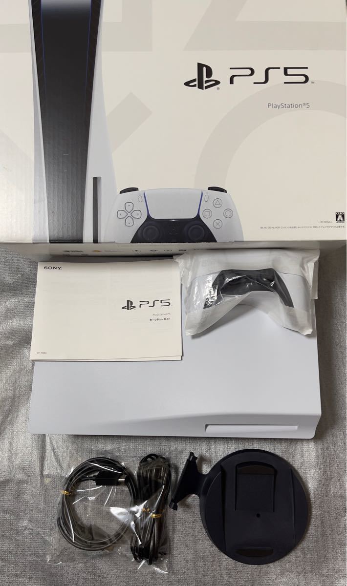 PS5 美品 新型 SONY CFI-1100A 01 PlayStation 5 825GB|PayPayフリマ