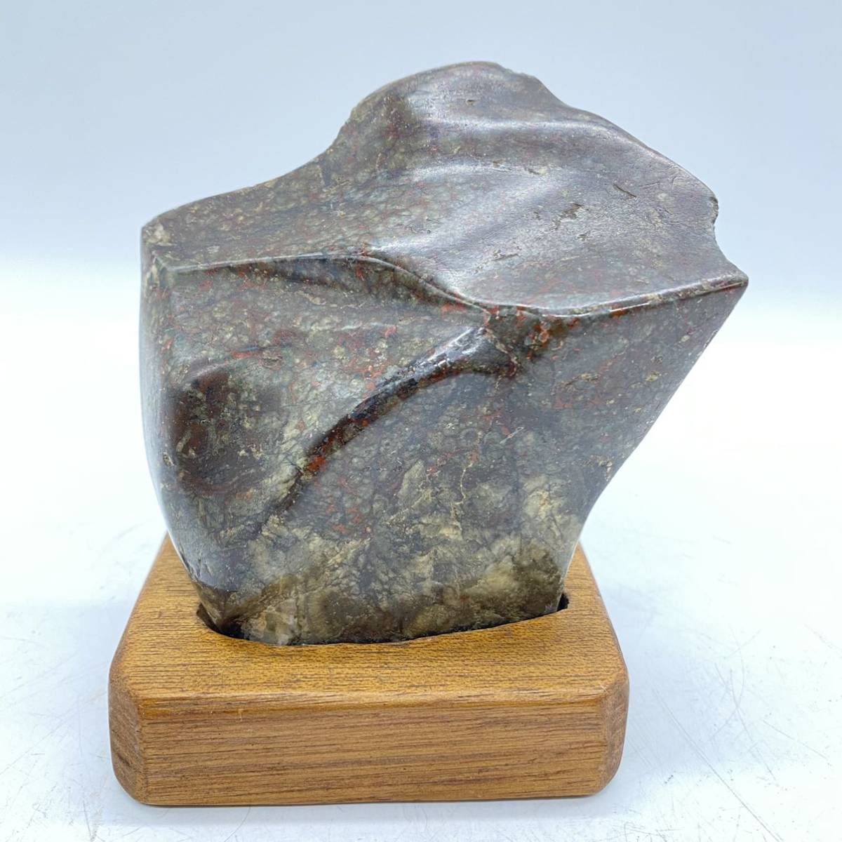 オニキス（縞瑪瑙）石の置物・文鎮 台形 - 置物