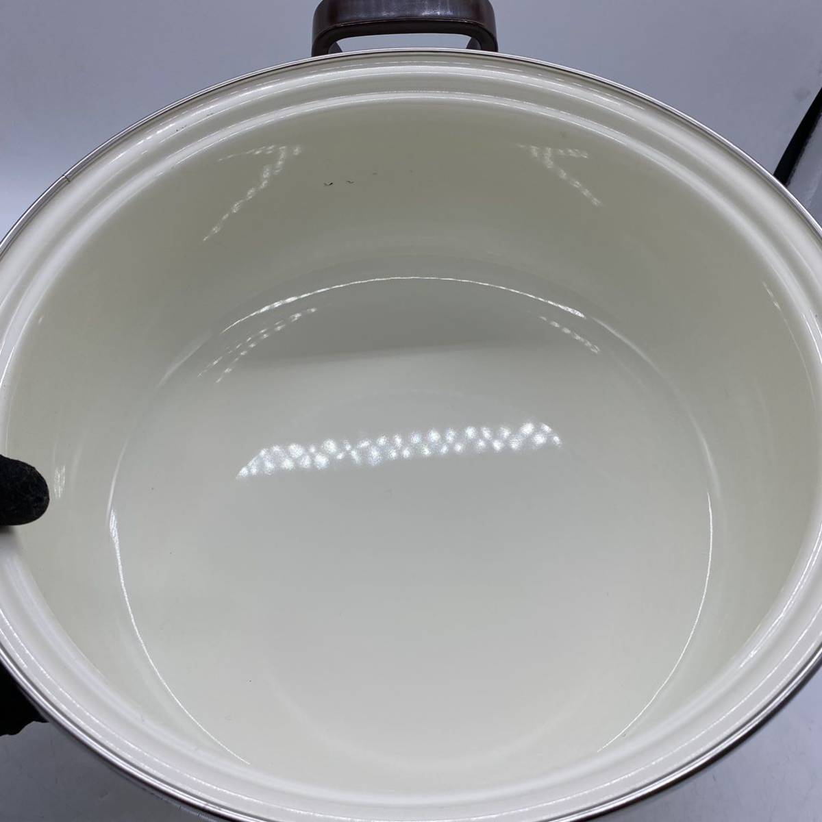 【送料無料】 キャクヨー ホーロー 両手鍋 ガラス蓋 調理器具 料理道具 レトロ_画像6
