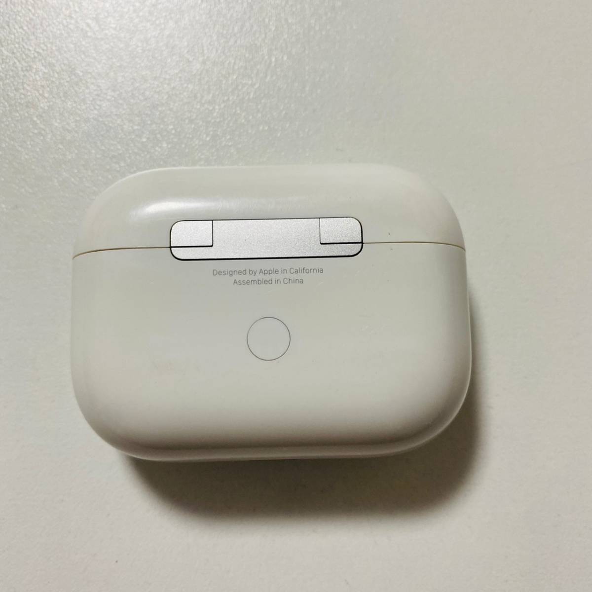 海外花系 Apple AirPods MMEF2J/A 【ケース付き】USED 動作確認済