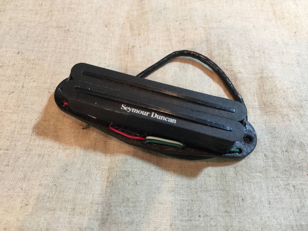 No.06A22 SEYMOUR DUNCAN SHR-1B Hot Rails Strat Bridge Black-