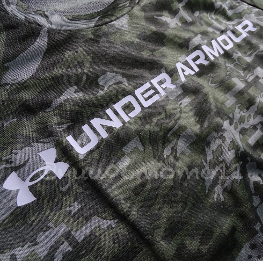 新品 正規品 サイズM UNDER ARMOUR アンダーアーマー 上下セット オリ-ブ 迷彩 半袖Tシャツ グレー 迷彩 ウ－ブン ショート パンツ_画像3