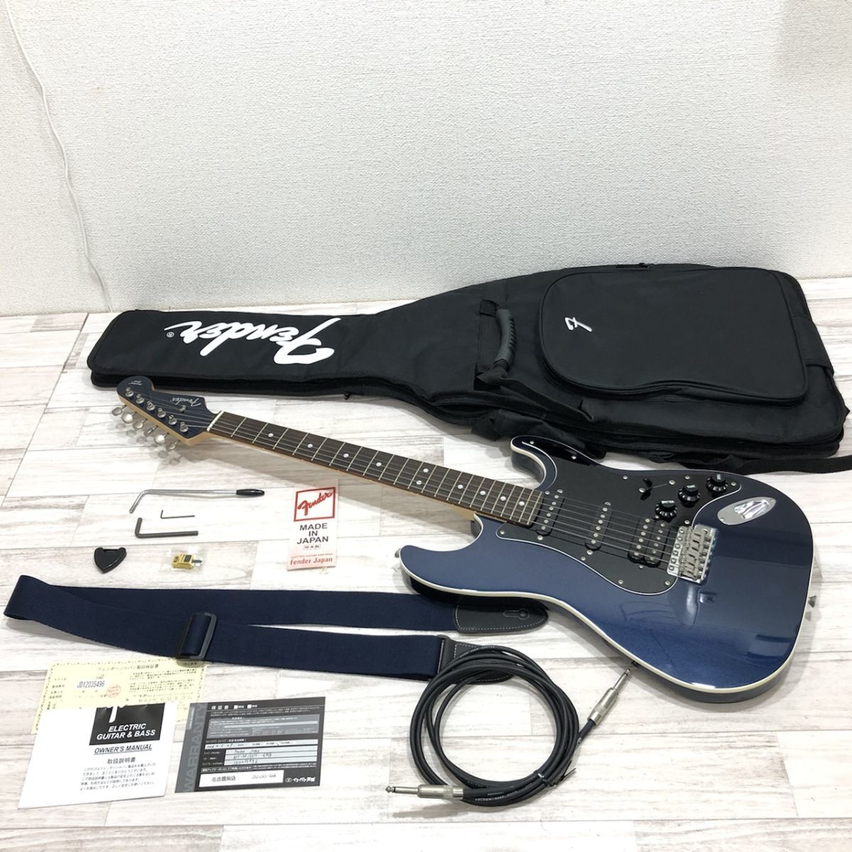 OFF半額 Fender Japan Aerodyne Stratocaster 楽器 | bca.edu.gr