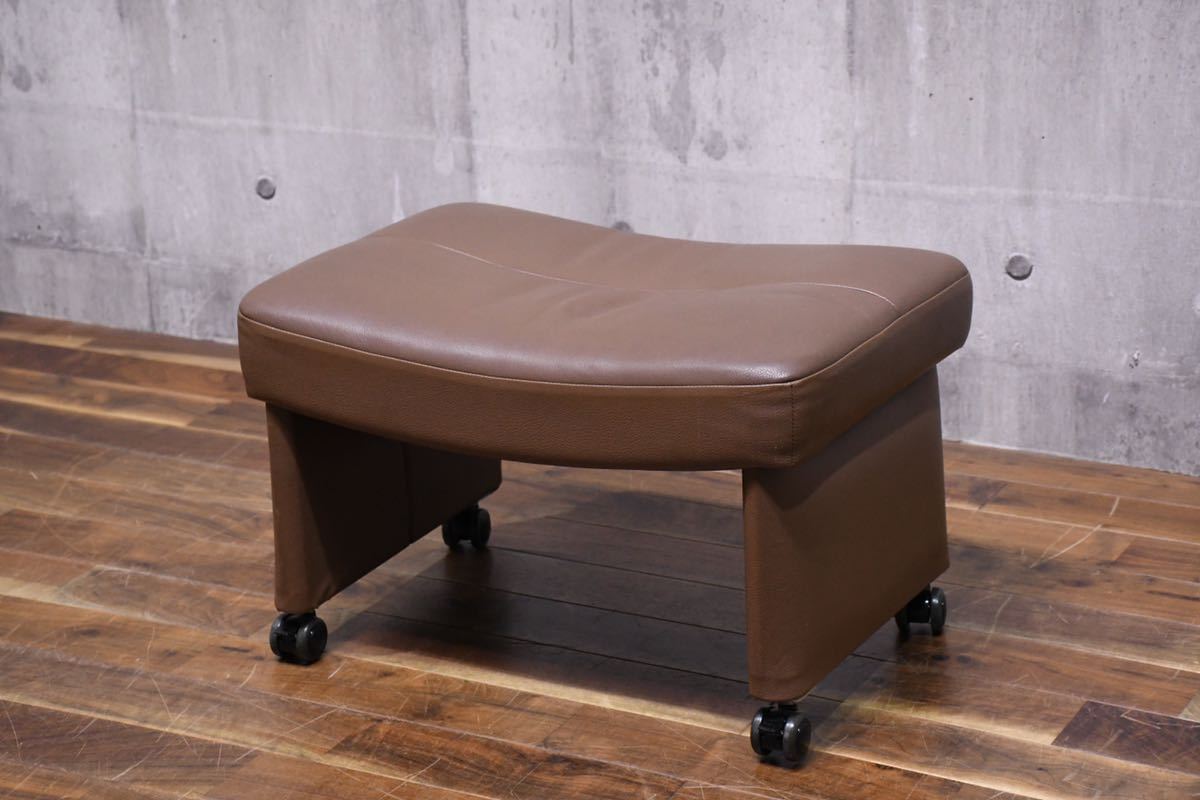 BEK106 karimoku カリモク XU4206 革張り オットマン スツール