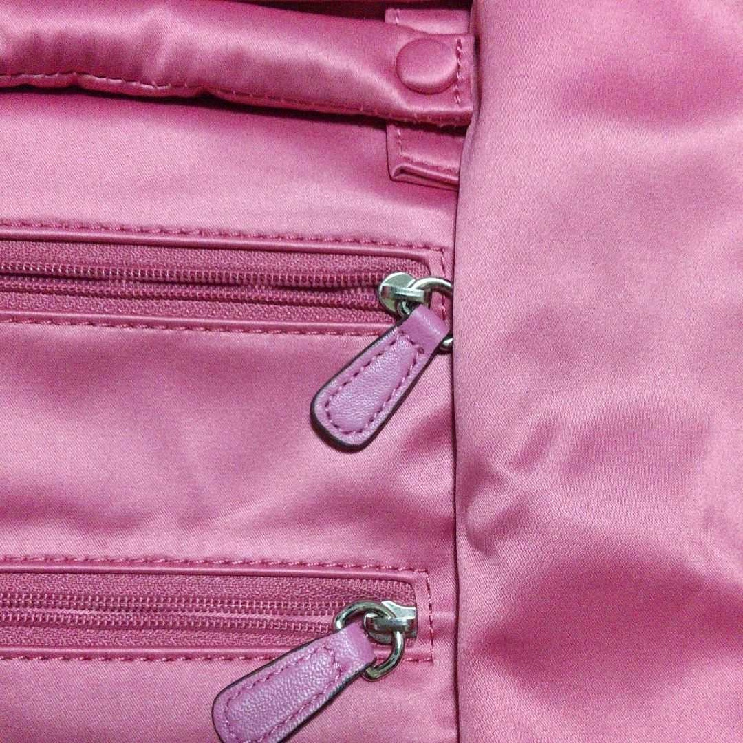 美品 COACH トラベルポーチ 多機能 バッグインバッグ ピンク アクセサリー  クラッチバッグ セカンドバッグ 