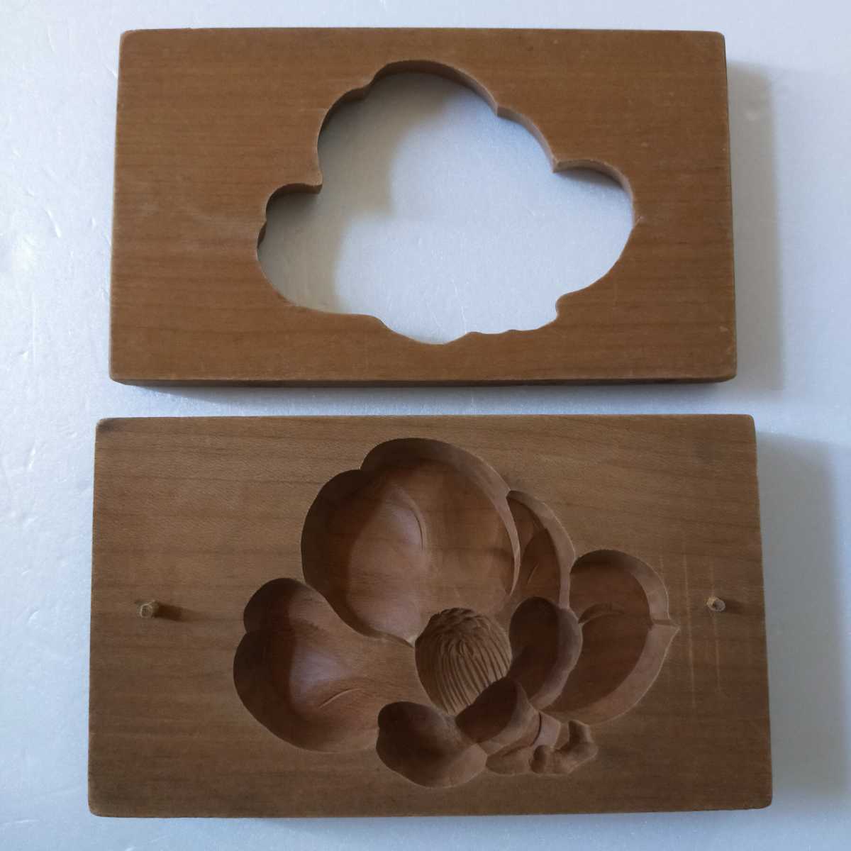 ◎木型 椿 35【3-52】菓子型 落雁 彫刻 アンティーク 革絞り技法 ◎木型 椿 35【3-52】菓子型 落雁 彫刻 アンティーク 革絞り技法