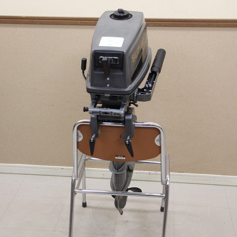 スズキ SUZUKI DT4 00402S 船外機 4馬力 小型船舶用 スズキ SUZUKI DT4 00402S 船外機 4馬力 小型船舶用