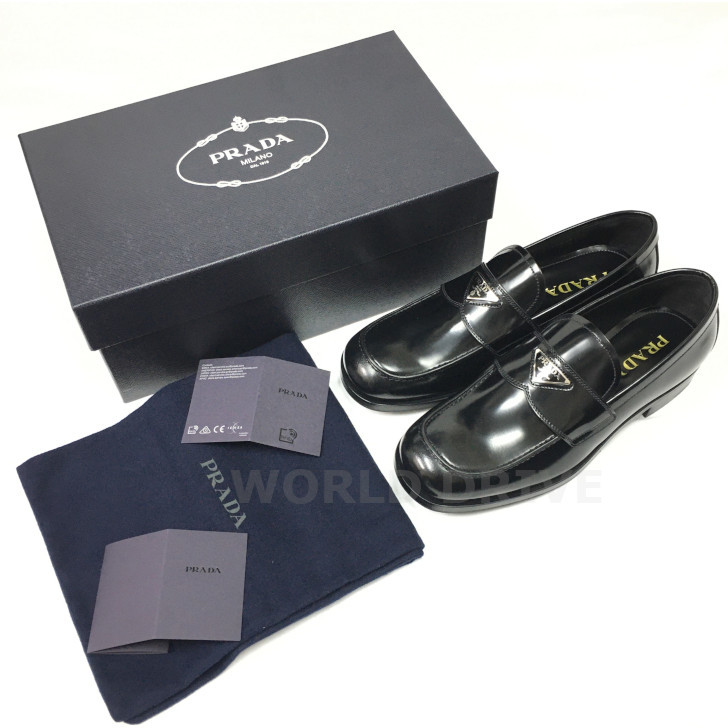  новый товар размер 8 PRADA треугольник Logo кожа Loafer 