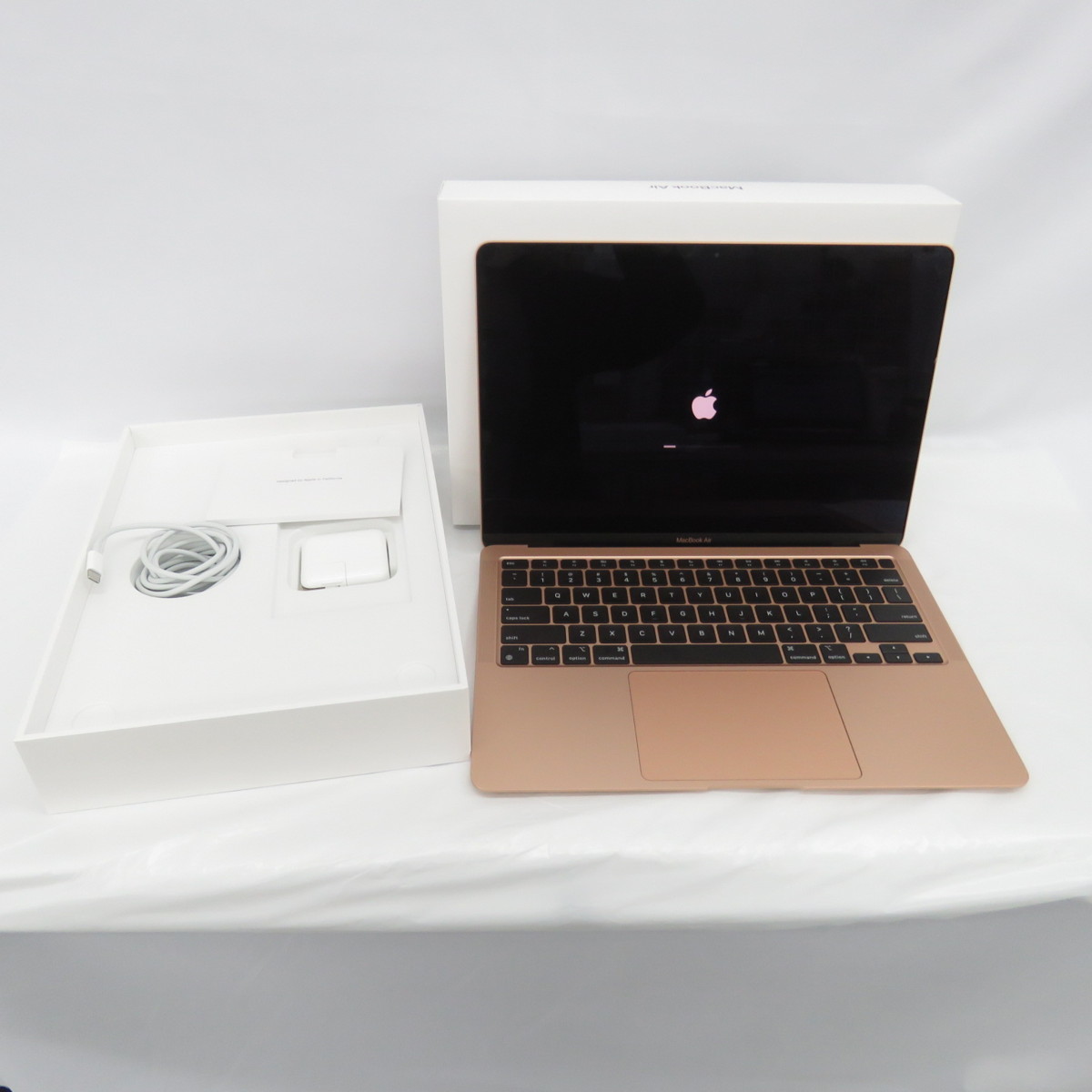 PC/タブレット ノートPC ヤフオク! - 【美品】Apple アップル ノートPC MacBook 