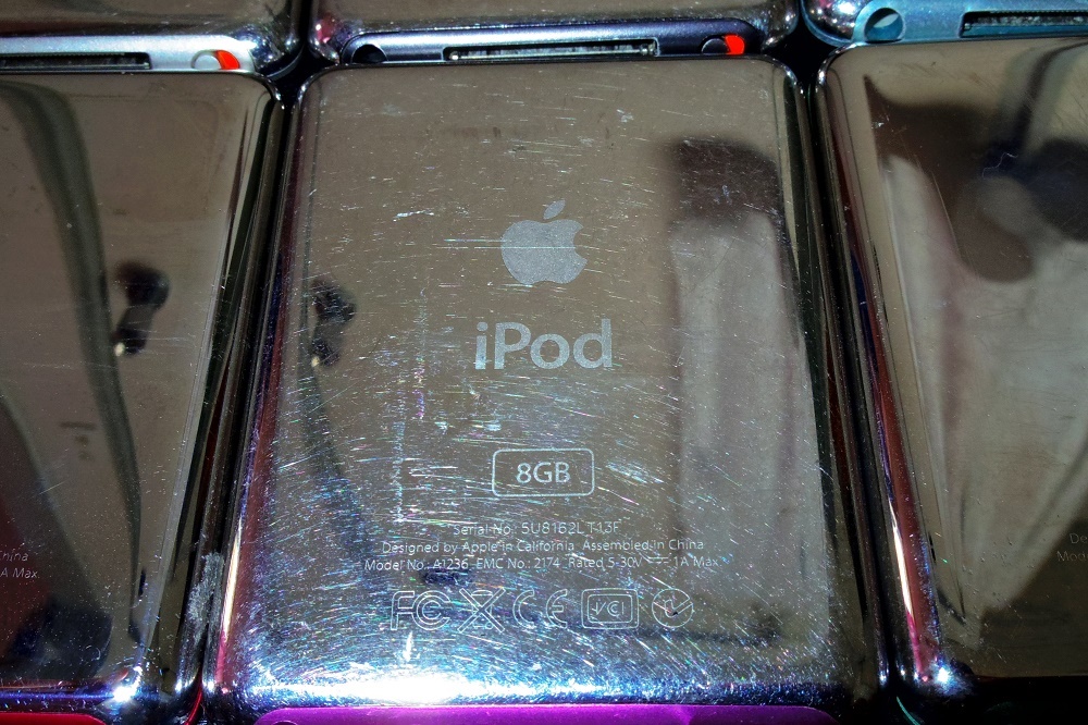 Yahoo!オークション - iPod nano Ⅲ世代 6台 6色 【超希少品 Yahoo!オークション - iPod nano Ⅲ世代 6台 6色 【超希少品