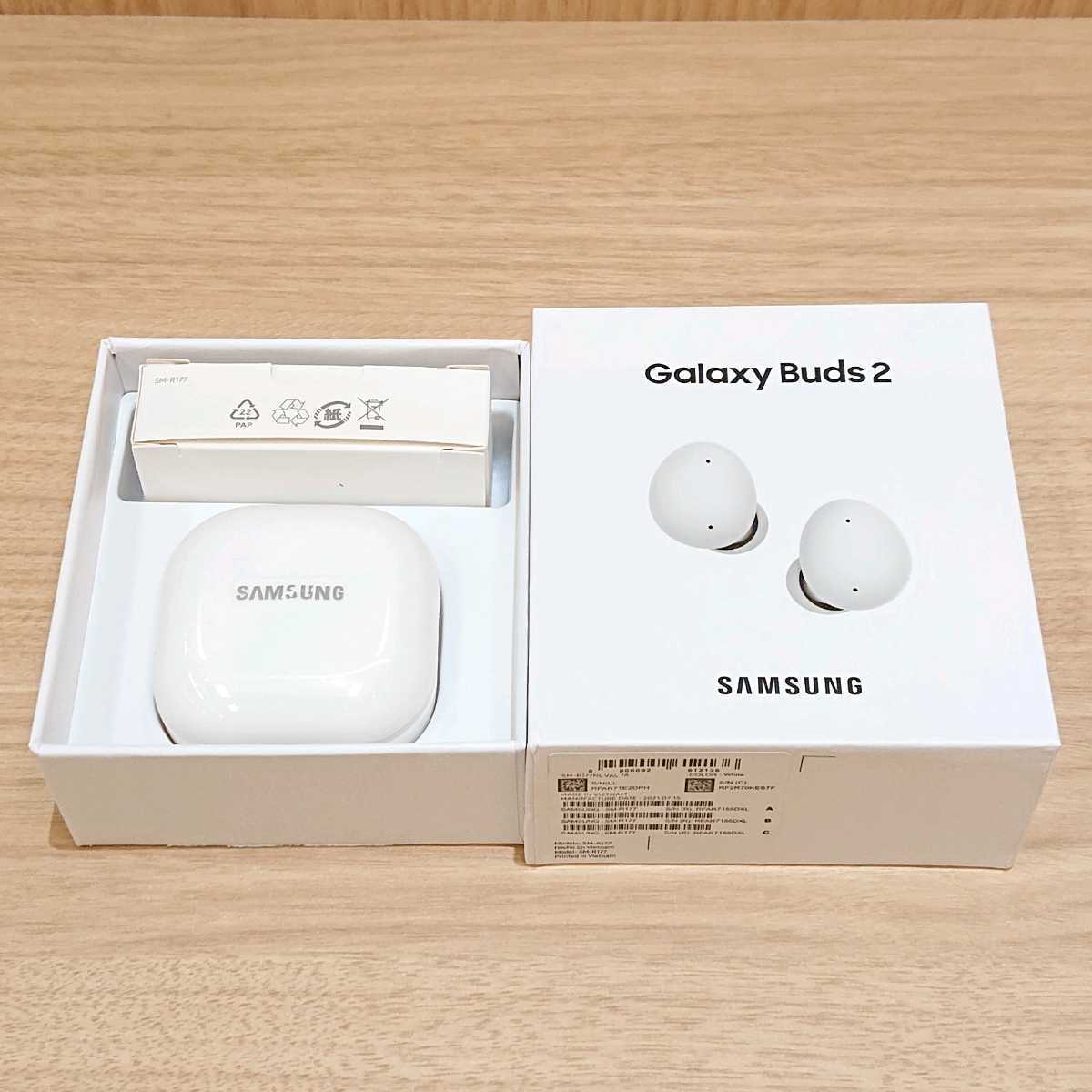 Galaxy Buds2】ギャラクシー バッツ ワイヤレス イヤホン 白 ホワイト