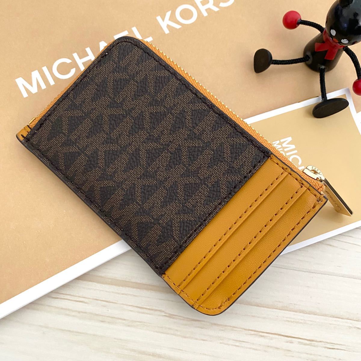 新品 MICHAEL KORS マイケルコース コインケース イエロー